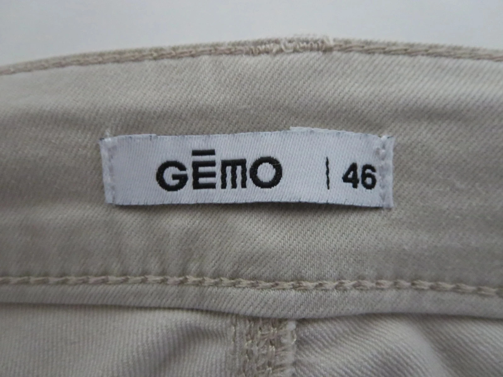 Pantalon beige GÉMO – Taille 46 – 70 % Coton – Très bon état – photo 3